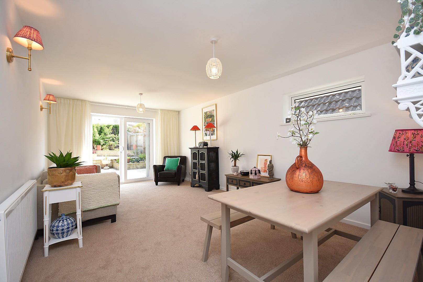 40 Bassett Road, Sully, CF64 5HS